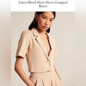 NWT. Abercrombie & Fitch Linen-Blend Short-Sleeve Cropped Blazer. Size Medium.
